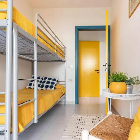 Great Flat Close To The With Parking 公寓 比比翁